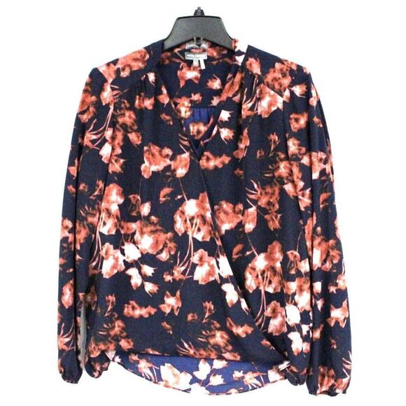 Vince Camuto Women's Blouse M Rich Sequia Blue Red Print NWT $89 Surplice LS - Picture 2 of 6